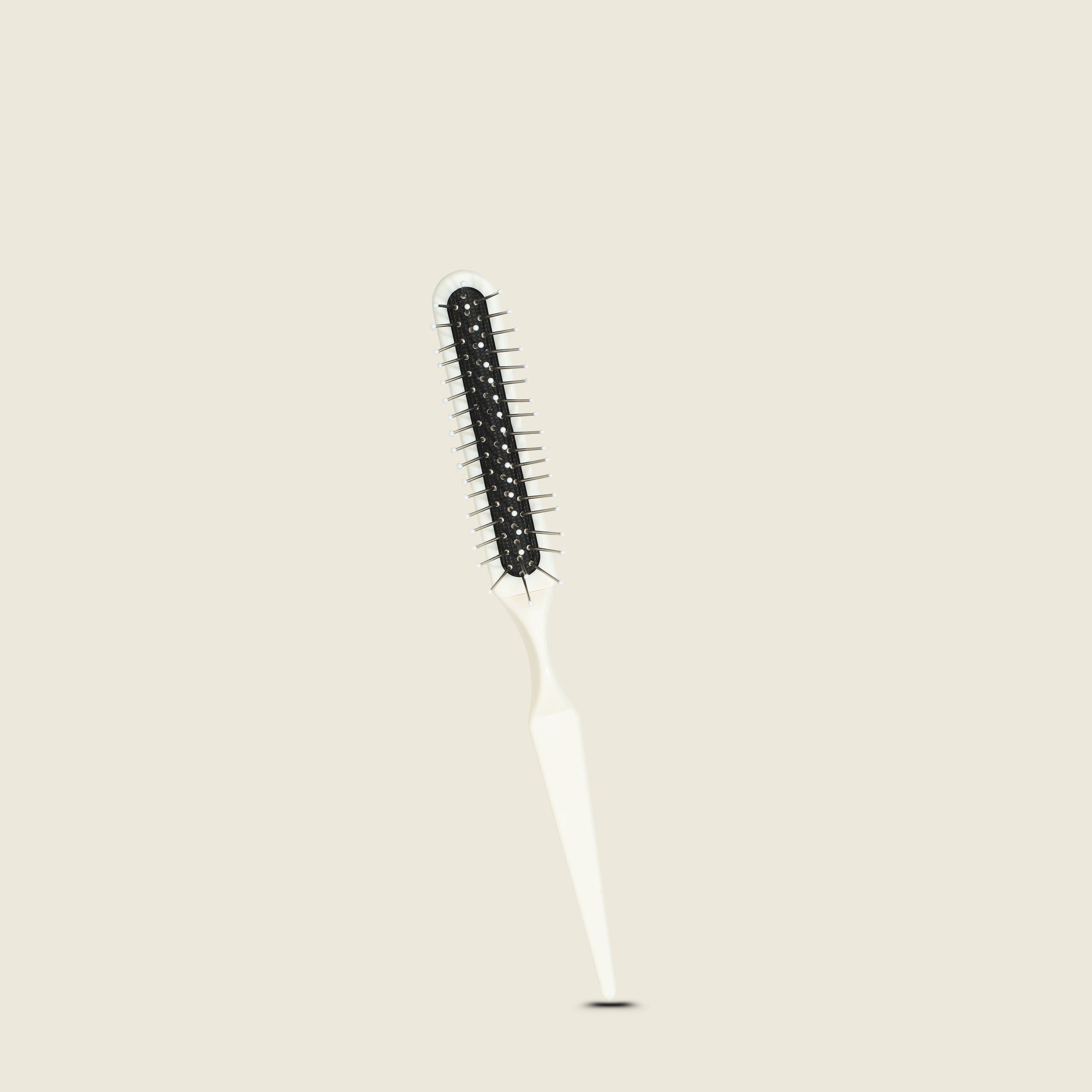 SYNTHETIC HAIR BRUSH